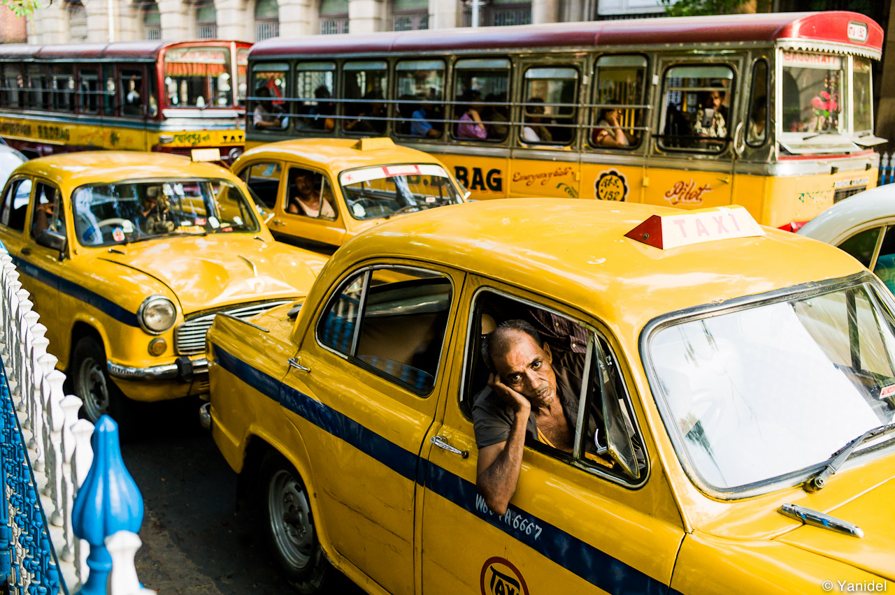 Calcutta-cab-traffic-jam